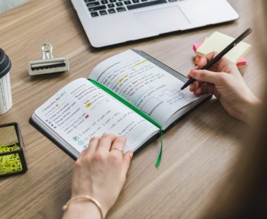The Pros And Cons Of Working And Studying At The Same Time