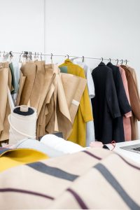 25 BUSINESS IDEAS FOR LADIES IN NIGERIA.