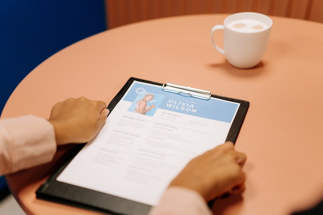 5 Personal Details & Examples To Check On A Candidate's CV