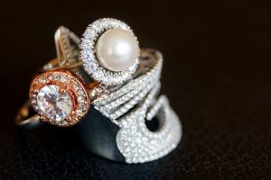 How to pick the perfect engagement ring