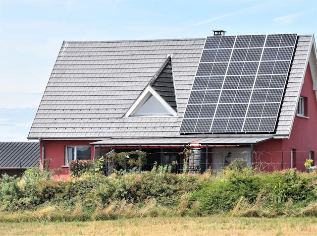 7 ways to use renewable energy at home
