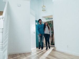 Attracting Buyers with Tailored Home Styling to sell your house
