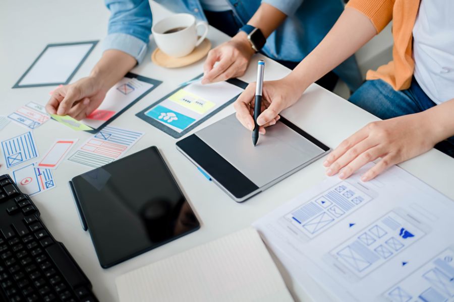 8 Ways to Make Old Content Feel Brand New For Your Brand