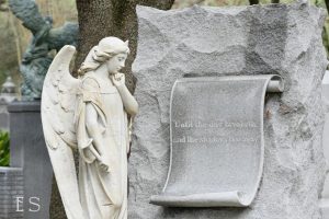 Monument Shop